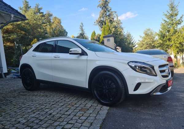 Mercedes-Benz GLA cena 83999 przebieg: 65000, rok produkcji 2016 z Szczebrzeszyn małe 667